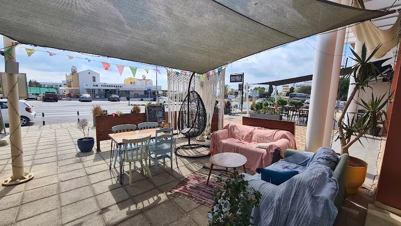 Meraki Market Café