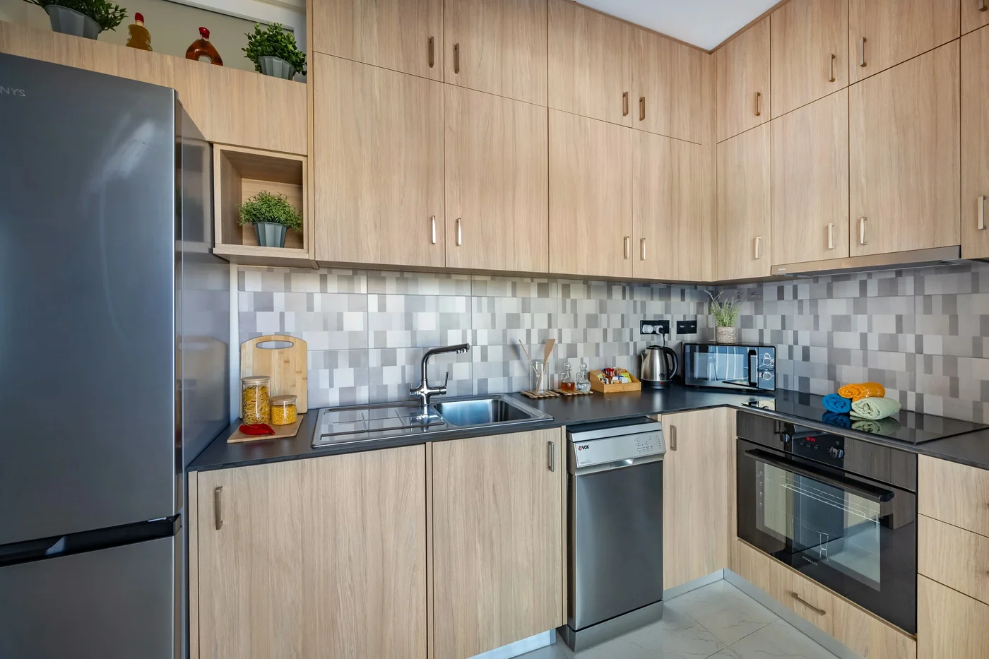 74 Prokymea- Steps from the Sea, Downtown, Balcony - bedroom in Limassol, Cyprus