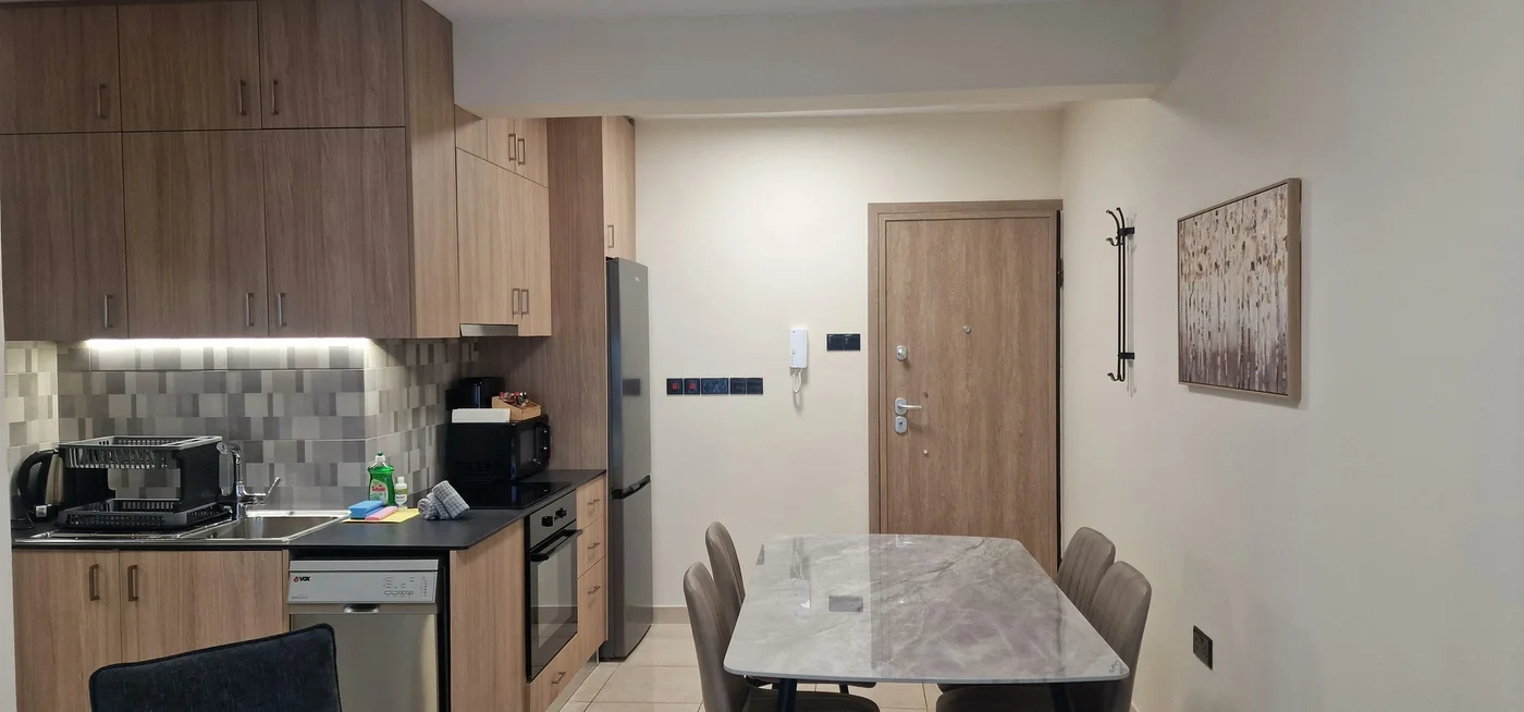 75 Prokymea- Неколико корака од мора, центар града, балкон - bathroom in Limassol, Cyprus