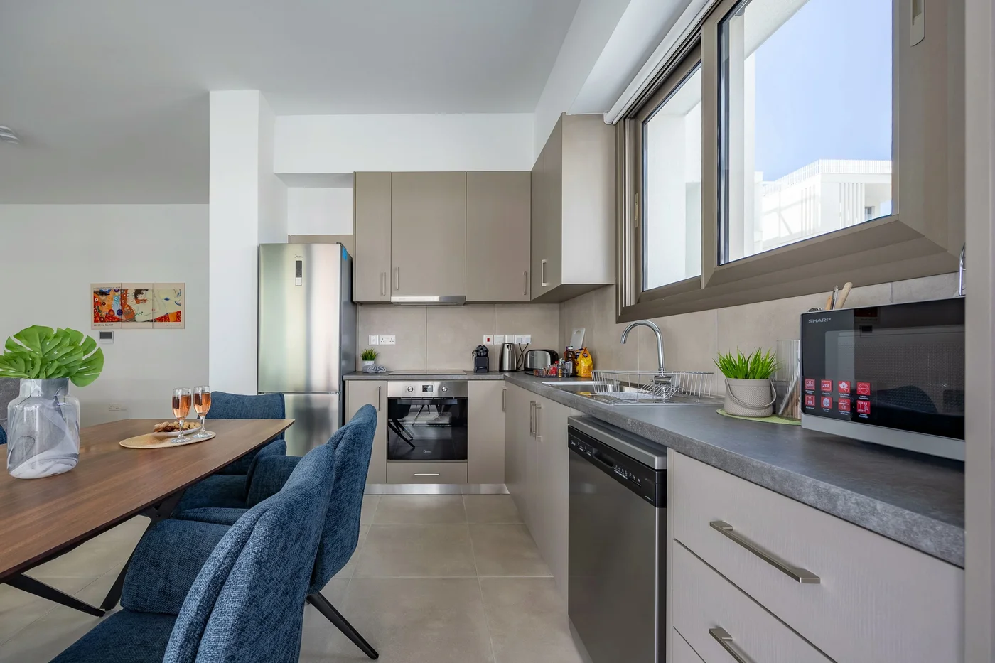 203 Mulberry Court- Стилски са великом терасом - bedroom in Limassol, Cyprus