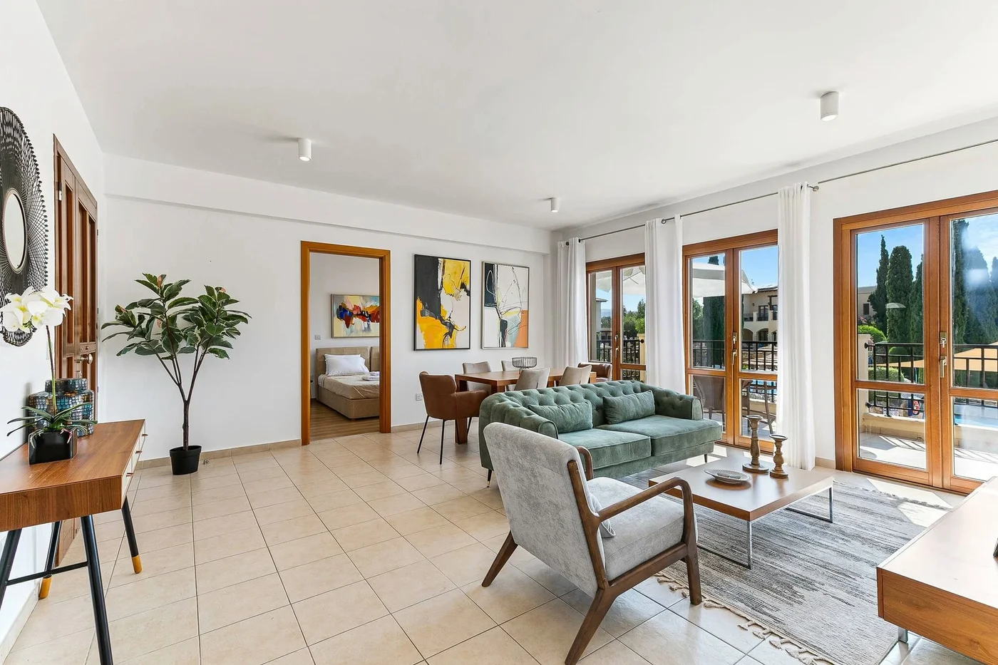 BF12 У близини Aphrodite Hills - Поглед на базен, велика тераса - living area in Aphrodite Hills, Cyprus