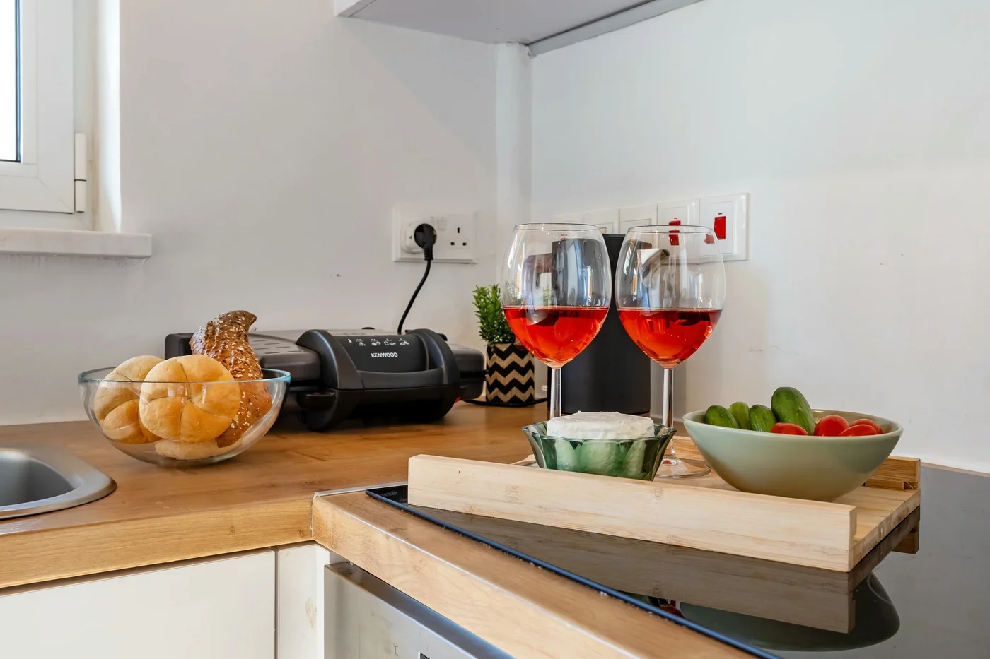 Olga Apt 4 - rozkošné studio v přízemí - kitchen in Limassol, Cyprus