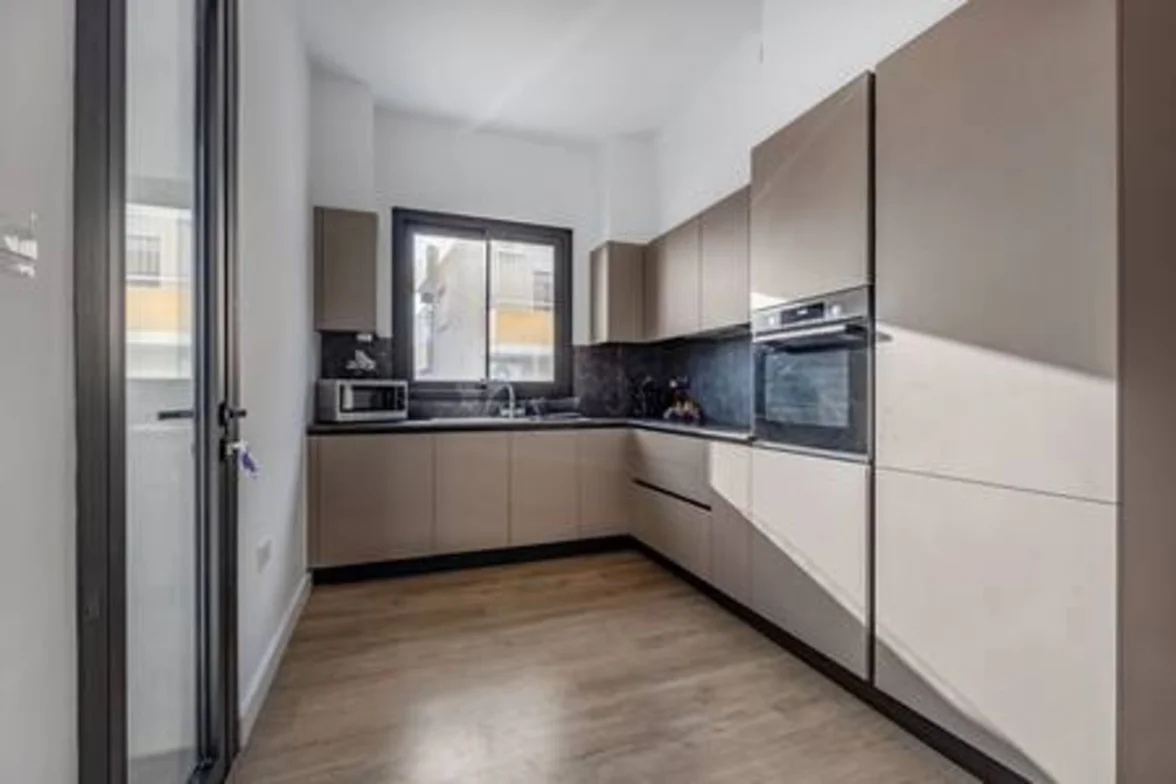 201 Piliou Large Balcony & Shared Rooftop Pool - bathroom in Limassol, Cyprus
