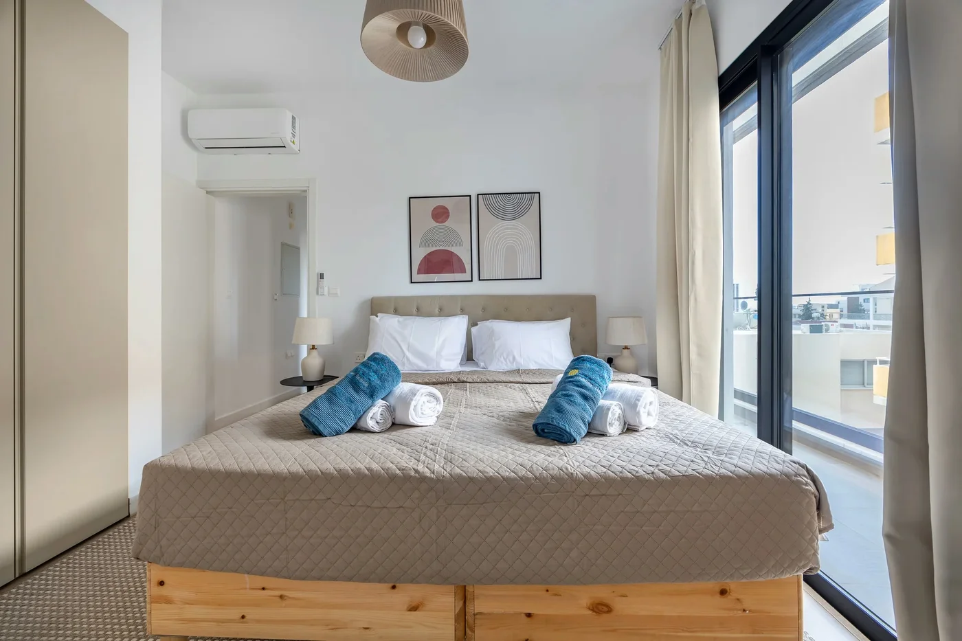 101 Piliou City View & Shared Rooftop Pool - kitchen in Limassol, Cyprus