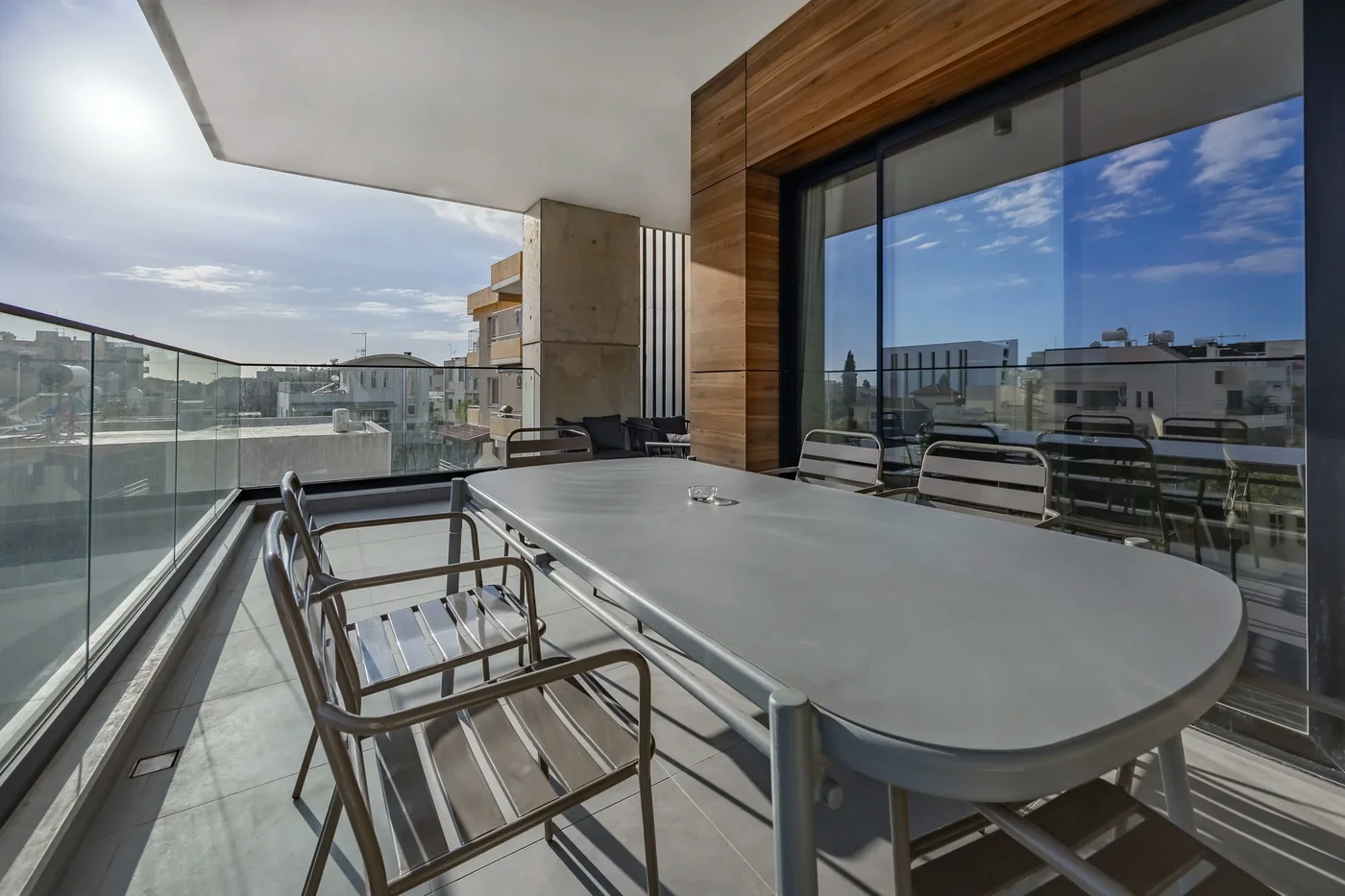 101 Piliou City View & Shared Rooftop Pool - bathroom in Limassol, Cyprus