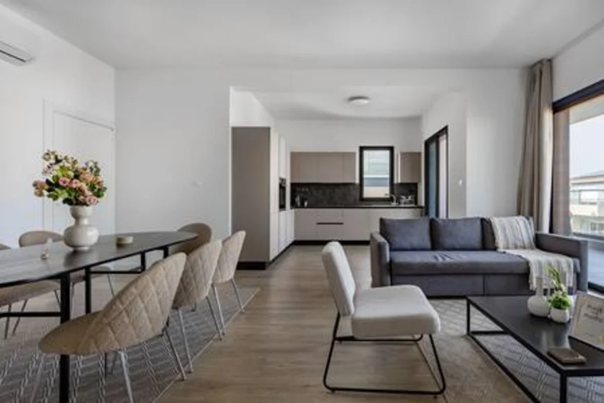202 Sfiggos - Large Balcony & Shared Rooftop Pool - living area in Limassol, Cyprus