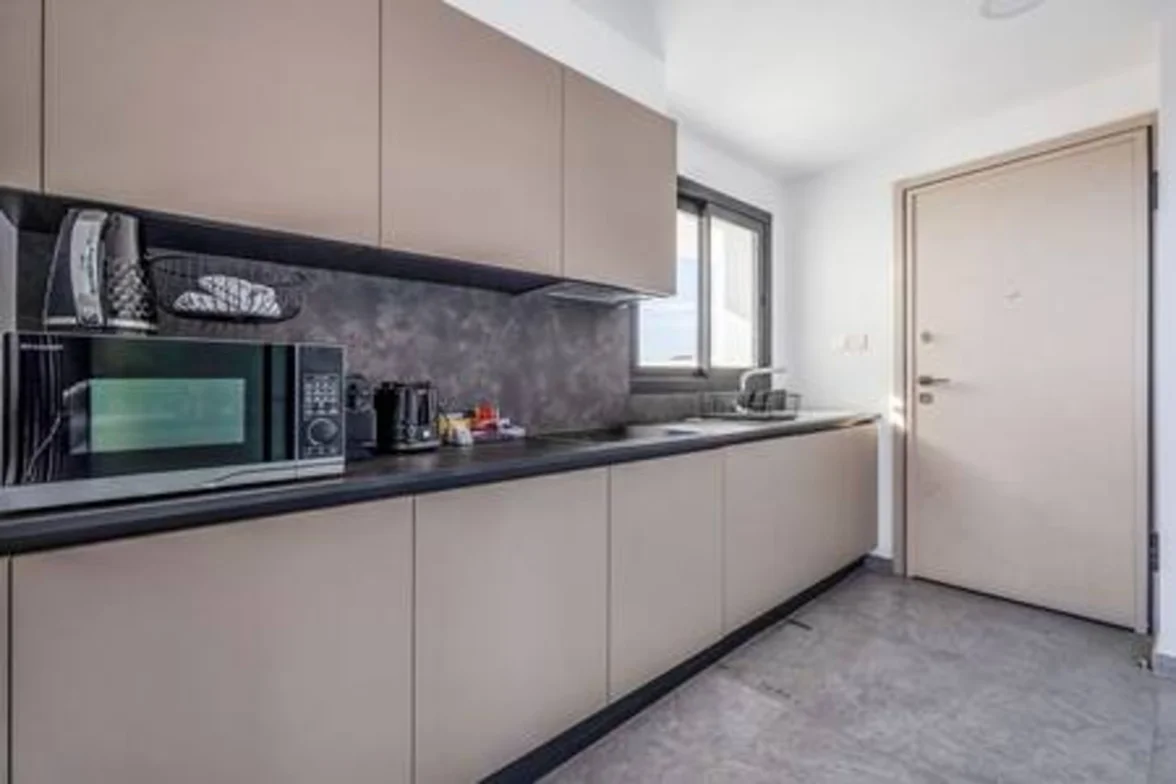 Piliou Premium Studio - Large Terrace and Communal Pool - bathroom in Limassol, Cyprus