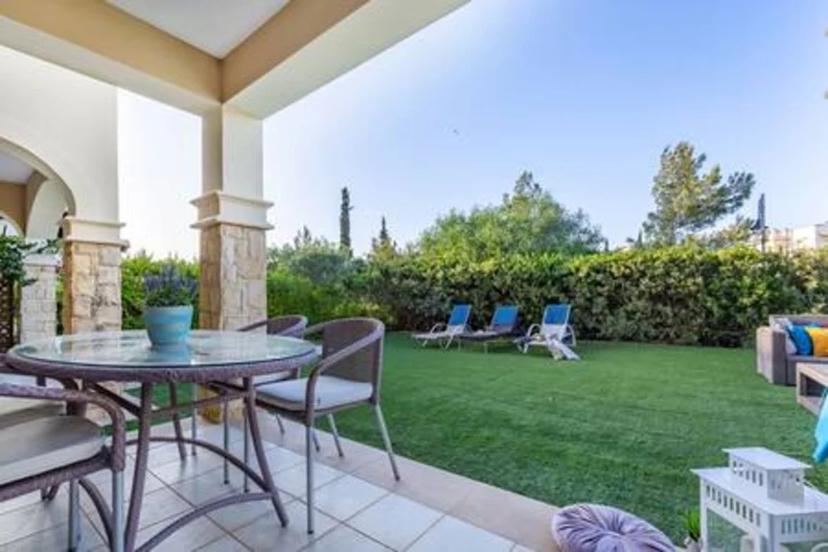 ZC02 Adjacent to Aphrodite Hills - Pool & Garden - bedroom in Limassol, Cyprus